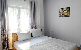 The White Villa - Guest House